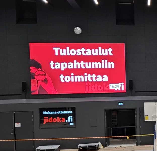 Nivalan monitoimihalli